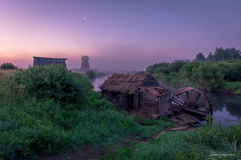 Рассвет, лето, мельница, туман *** фото превью
