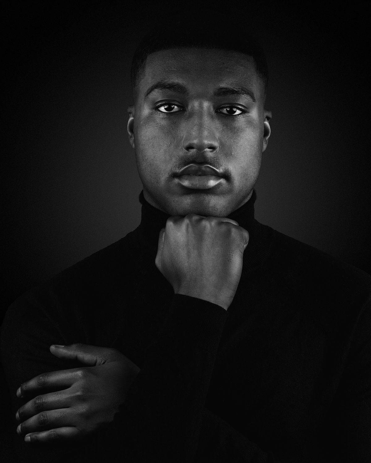 face, eyes, male, portrait, studio, canon, Godox, black, white, low key, Rene Kuipers