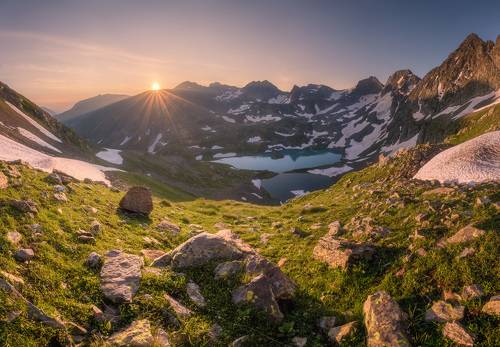 Имеретинка. Утро любопытного козла