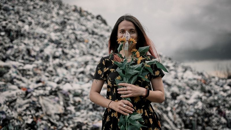 #photo #photosession #Ukraine #poltava #tfp #ecology #nature #girl #alone #dump #trash #dirt #planet #greenpeace #life #social #walk #sigma35mmart #flover Мусор фото превью