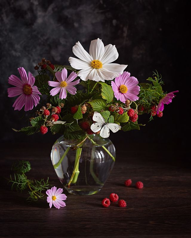космея малина цветы букет натюрморт фотонатюрморт Июль фото превью