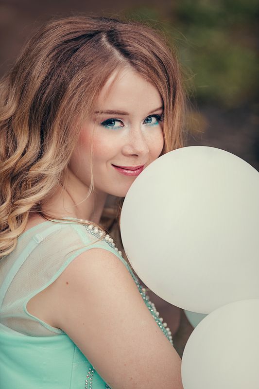 #фотограф #харитоноваирина #женскийпортрет #девушкасшариками \