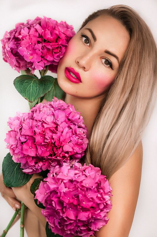 цвета фуксии фото превью