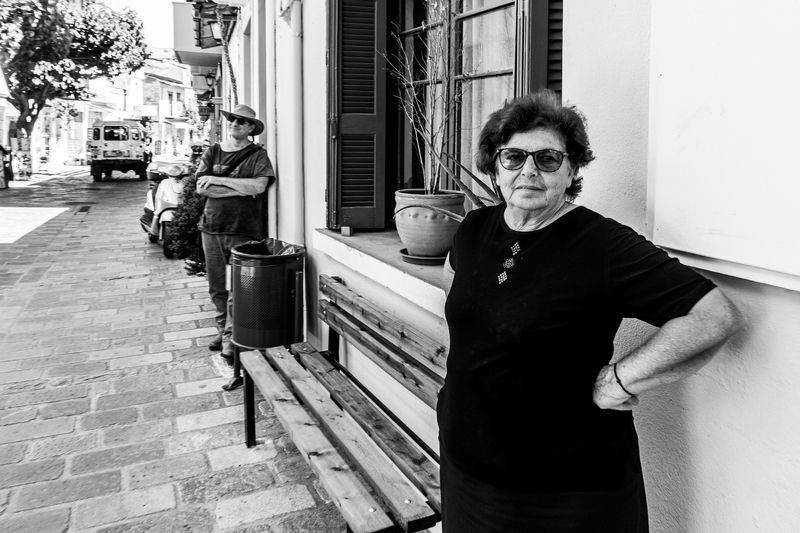 street waiting фото превью