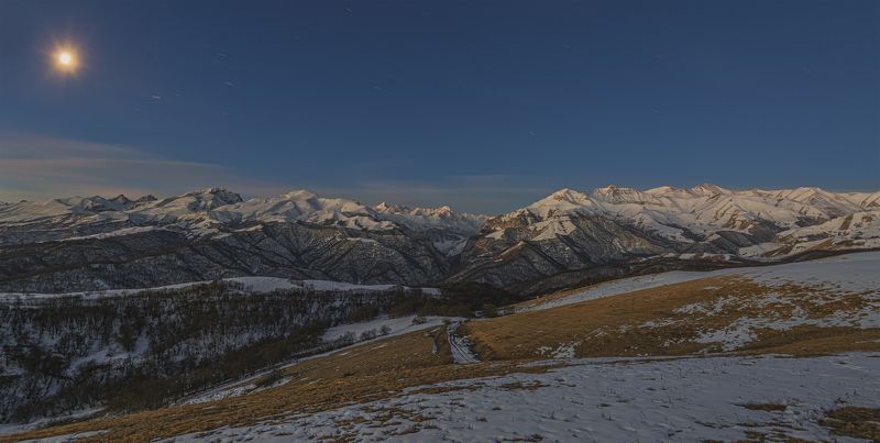 В лунном свете фото превью