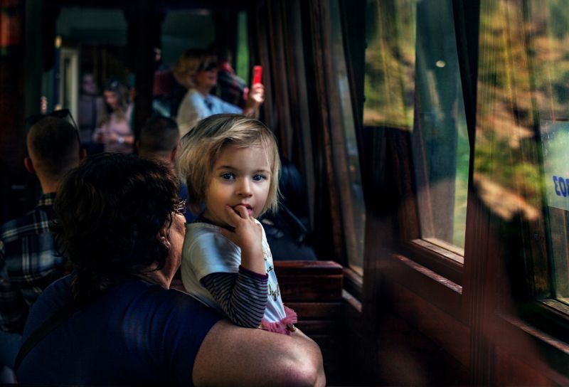 В поезде с бабушкой  фото превью