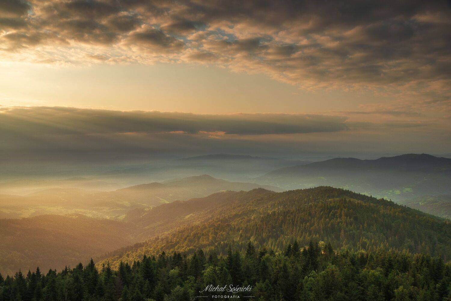 #sunrise #poland #summer #gorc #pentax #benro #sky #clouds #mountains, Michał Sośnicki