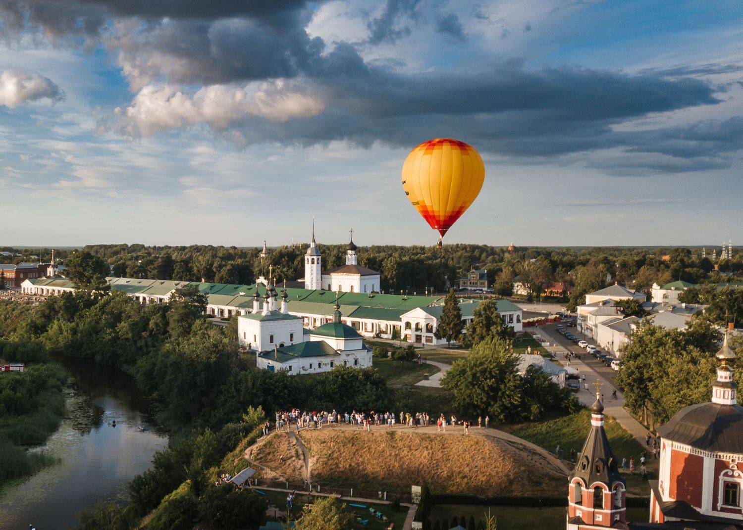 Суздаль, дрон, Элина Хван