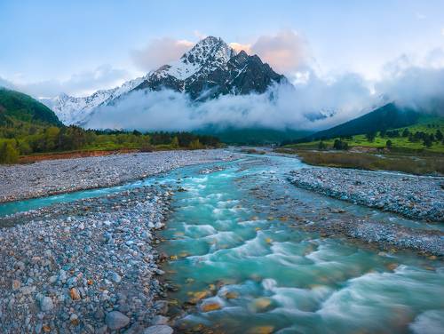 Река Гара-Аузусу и Тихтенген