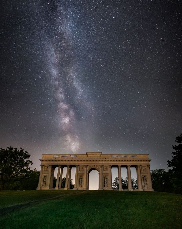 Colonade фото превью