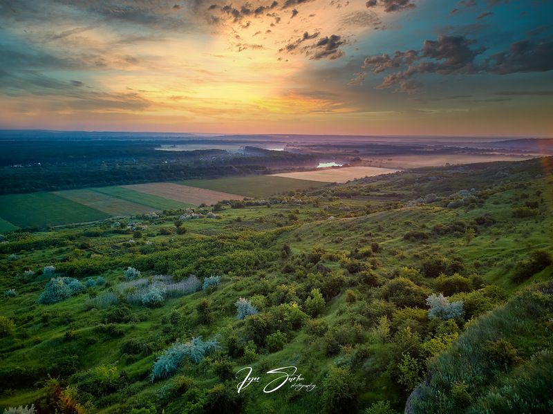Magestic sunrises over Dniester river II фото превью