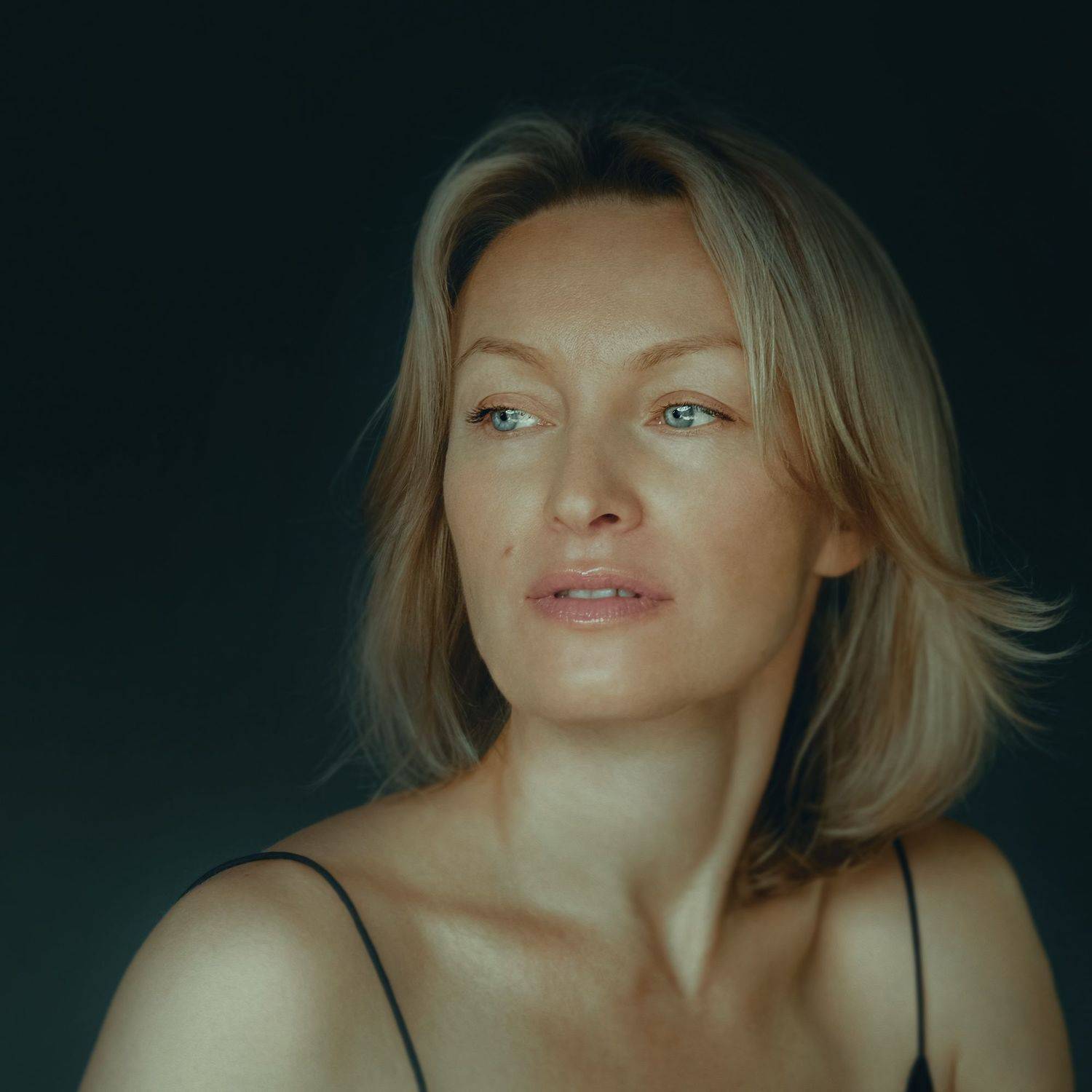 portrait, female portrait, fineart, fineart photography, tenderness, middle-aged woman, 35 mm,, Aleksandr Shvedov