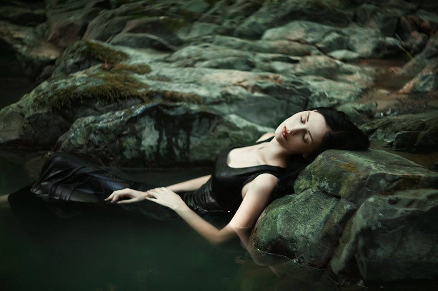 , Елена Daedra Алферова