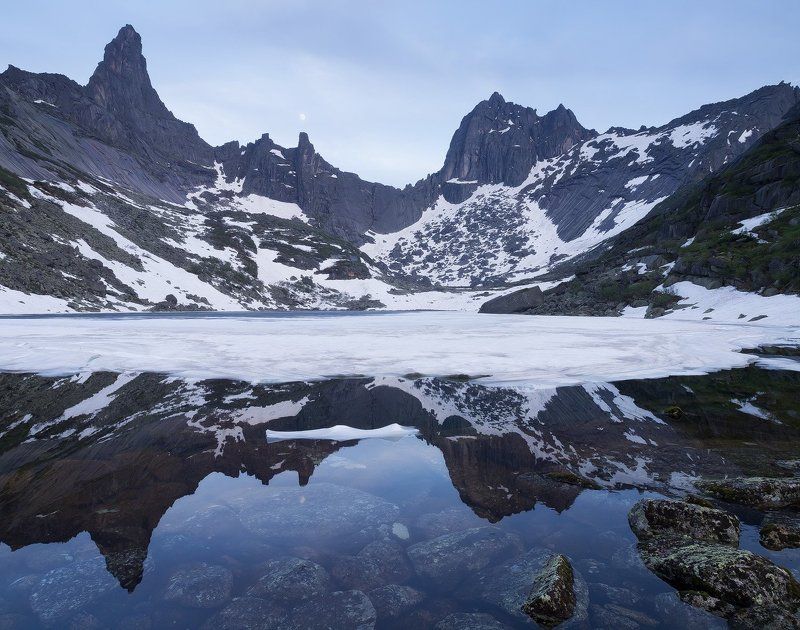 ...В холодных сумерках лета... фото превью
