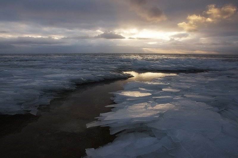 Поздний свет фото превью