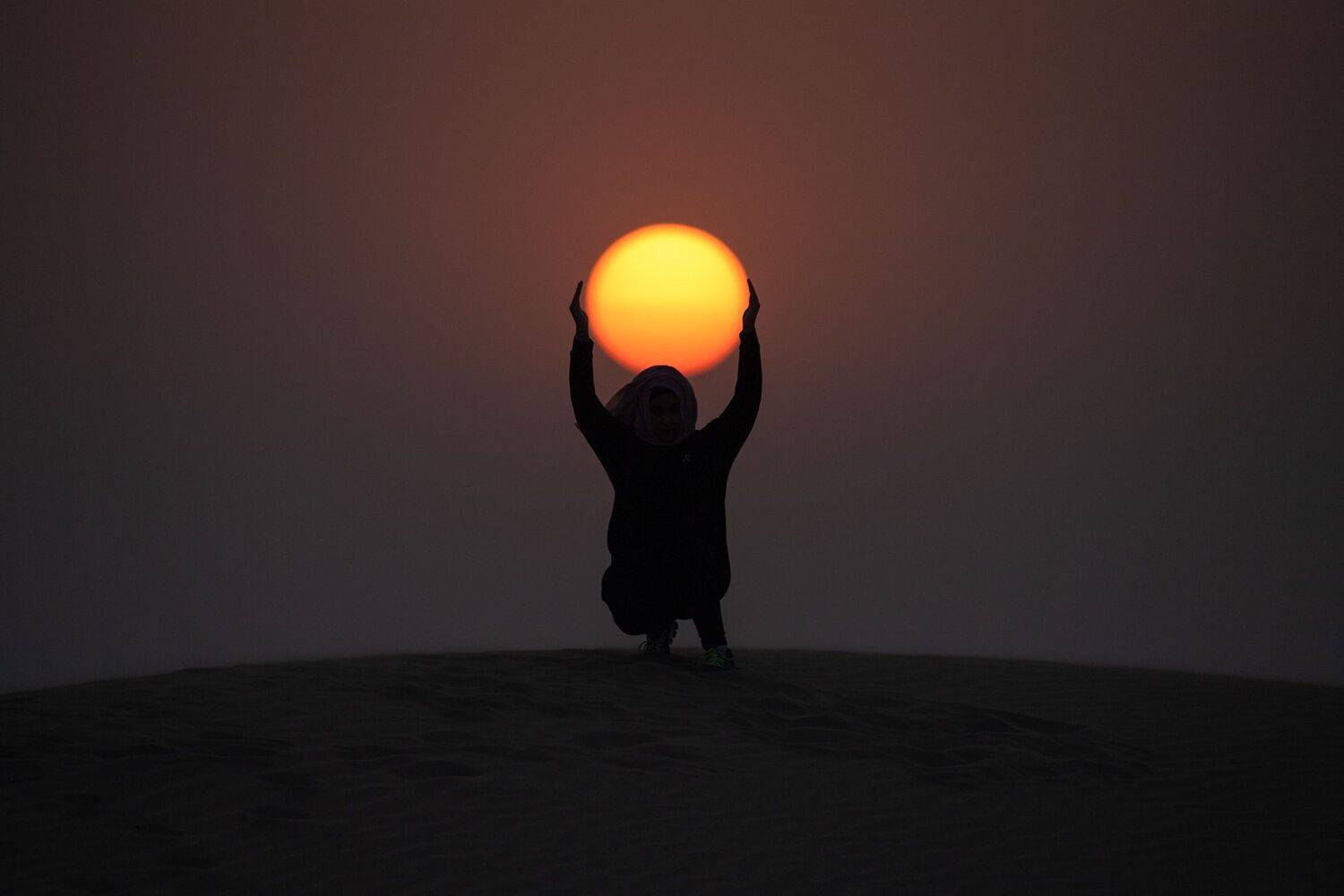 Hold it for a while. Автор: Zubair Irshad , Zubair Irshad