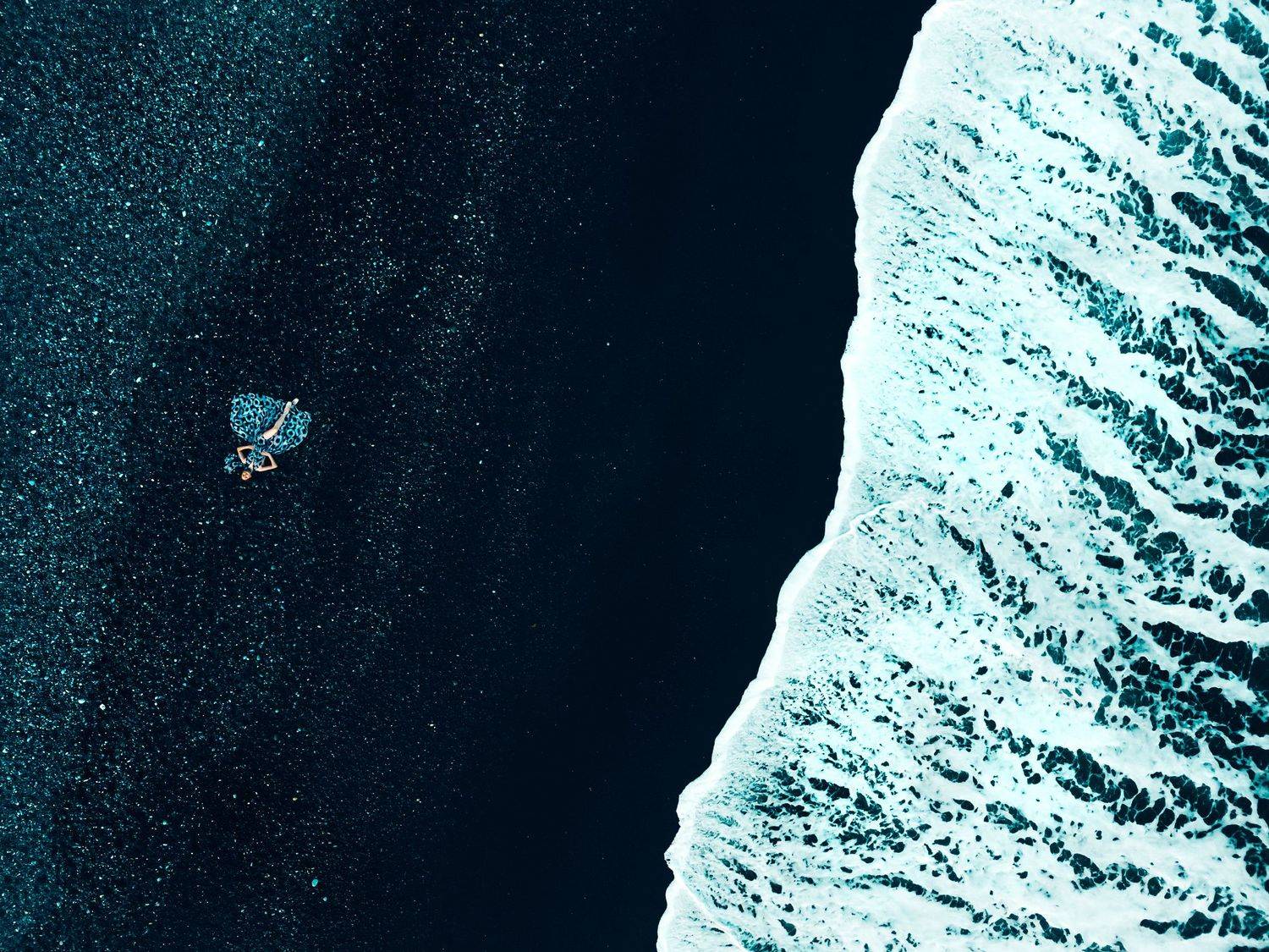 woman, portrait, fashion, dronephotography, travel, iceland, blackbeach, Руслан Болгов (Axe)
