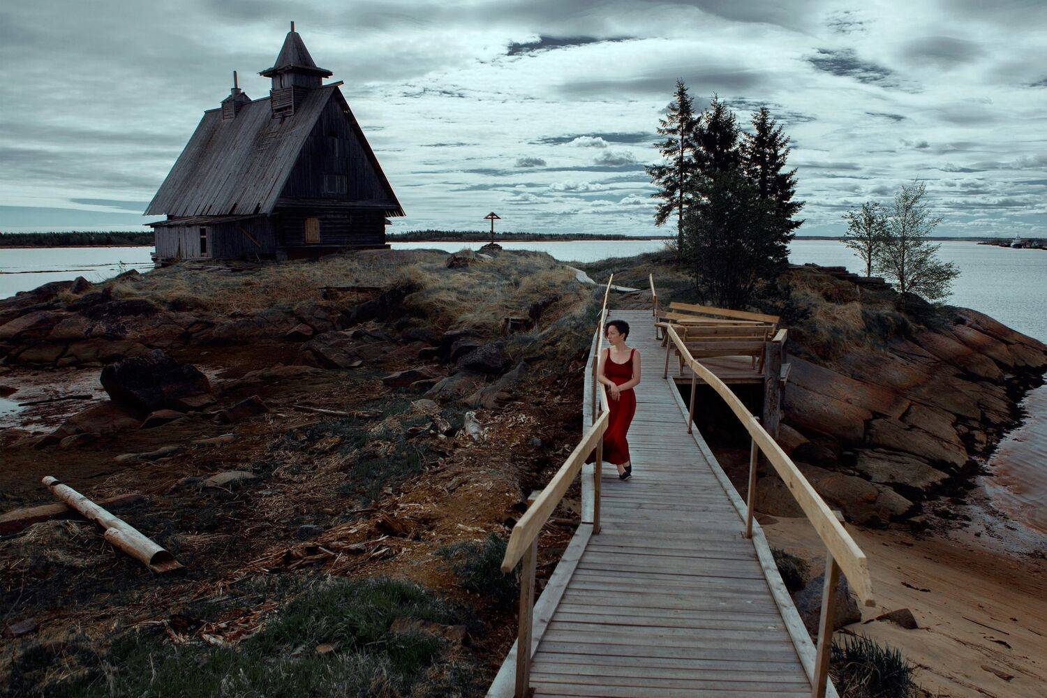lonely, loneliness, bridge, woman, red, dress, depressed, dark, girl, house, gothic, goth, Катерина Клио