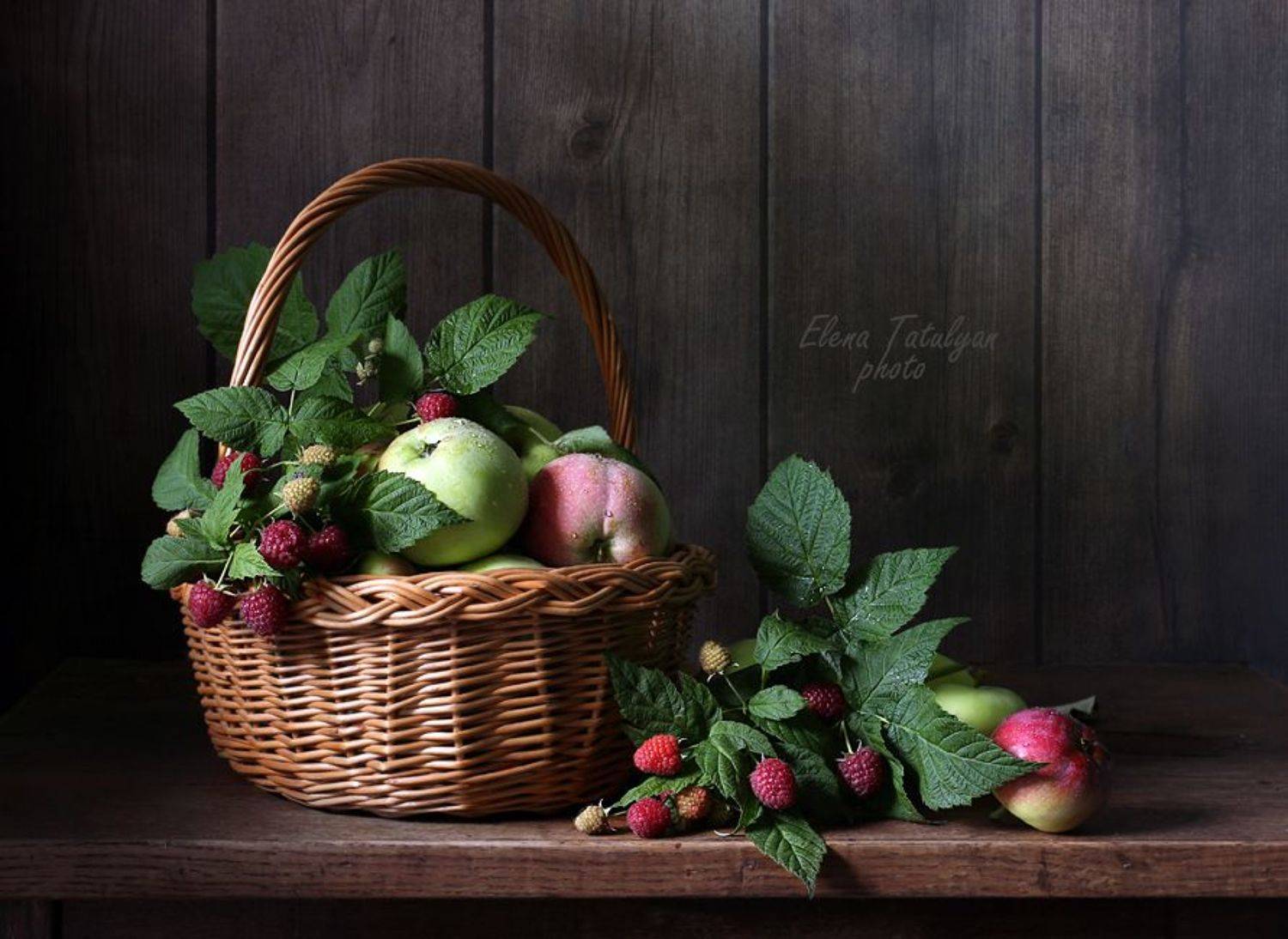 яблоки, малина, Елена Татульян