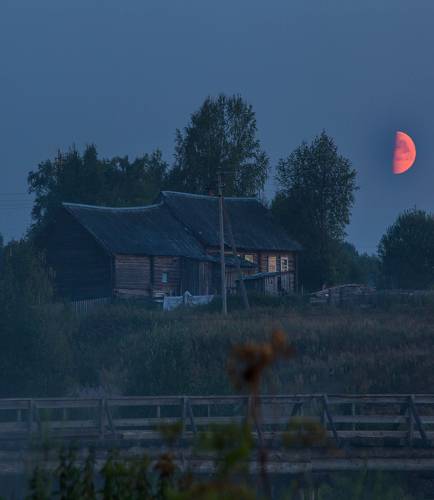 В деревне белая ночь