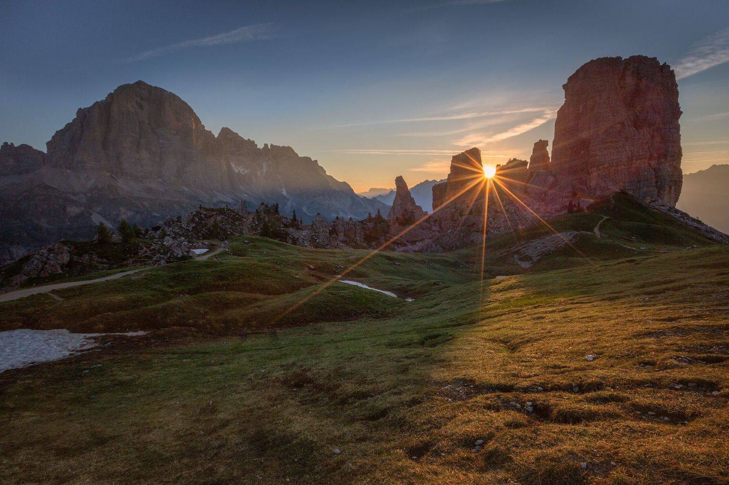 италия, доломиты, горы, облака, восход, природа, landscape, italy, dolomites, golden hour, golden light, sunrise, Геннадий Финенко
