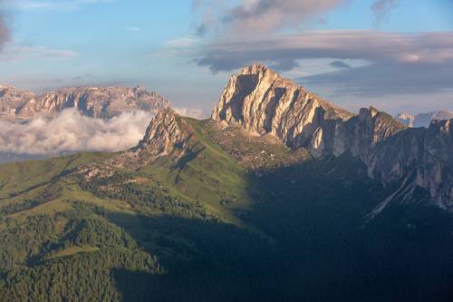 Солнце взошло.