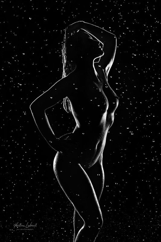 nude, girl, woman, model, rain, silhouette, night, raindrops, dark, body, nudes, nuded art, water nude silhouette in the night rain фото превью
