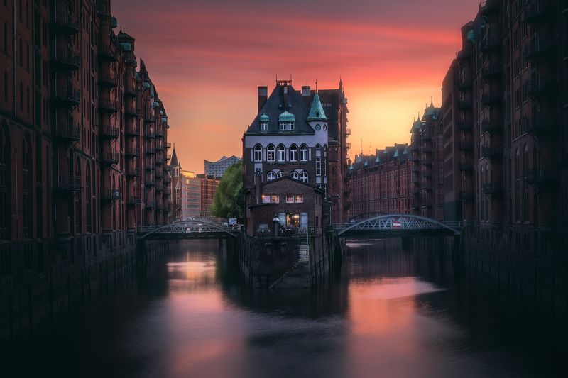 Sunset in Hamburg фото превью