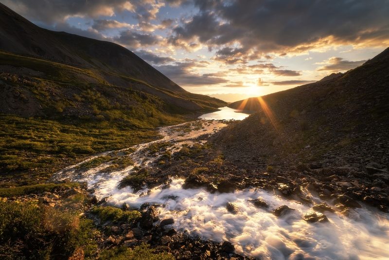 алтай, горныйалтай , каракабак, пейзаж, горы Утро в долине Каракабак фото превью
