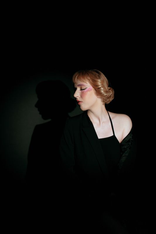 MARY фото превью