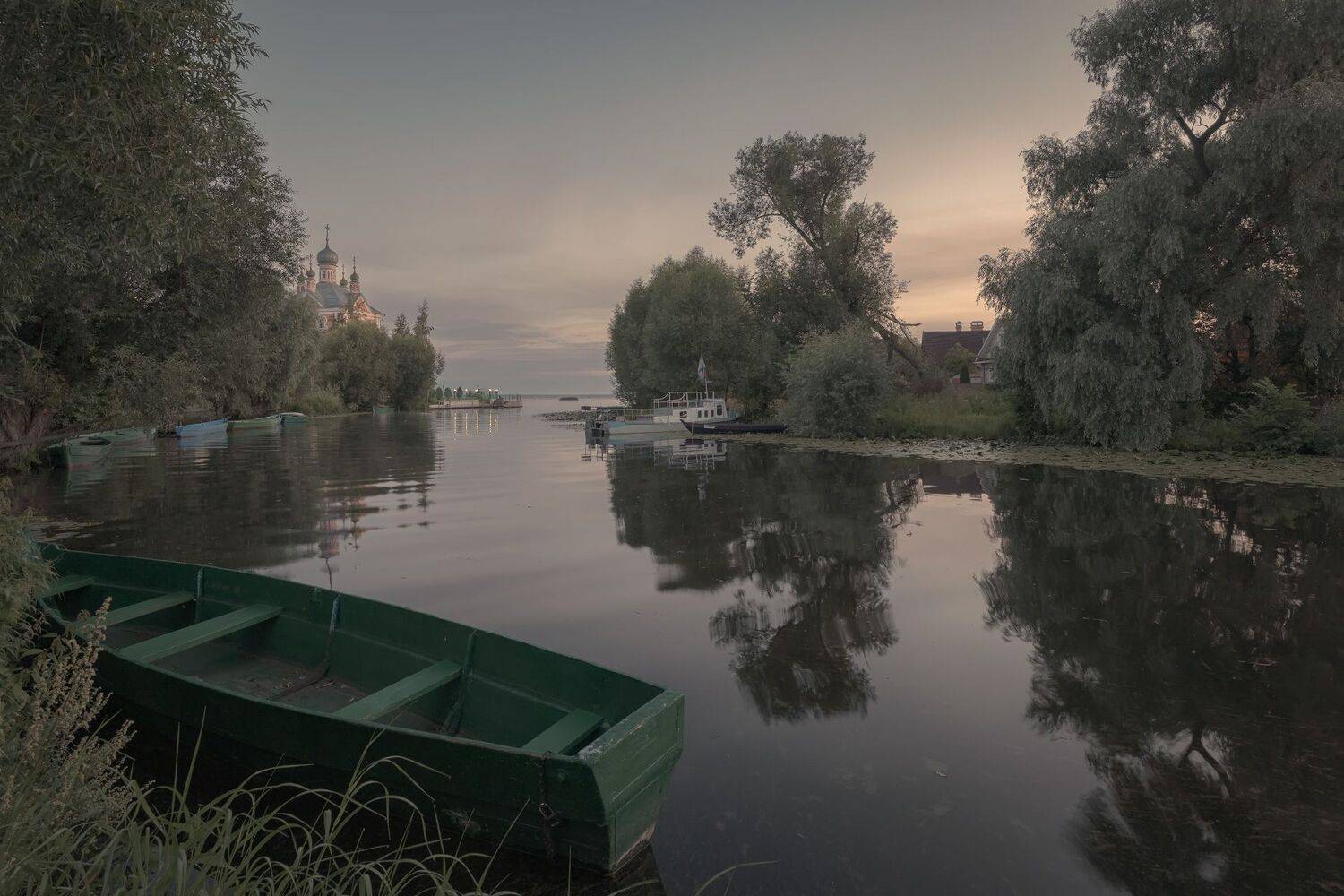 река, трубеж, лодки, рассвет, деревья, облака, пейзаж, природа, переславль, плещеево, Андрей Чиж