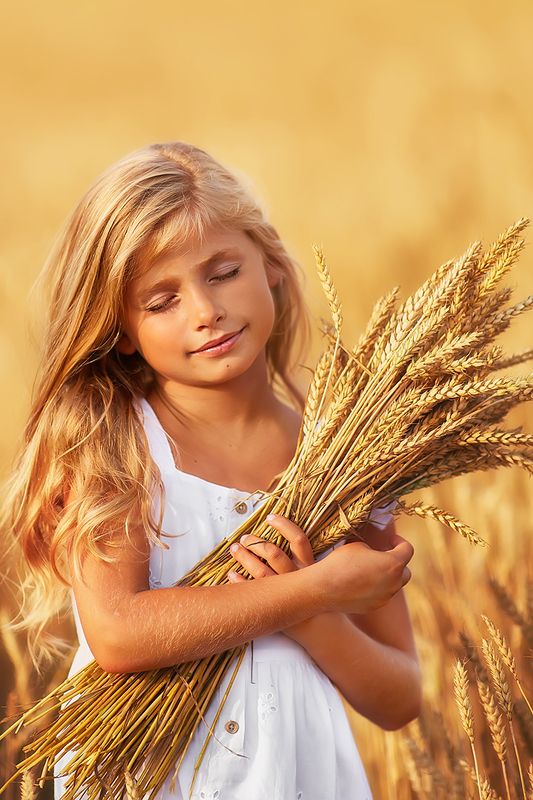 детский портрет, детская фотография,  красавица, летняя фотосессия , фотосессия в пшенице, дети модели , серия в пшенице Алина-Виктория фото превью