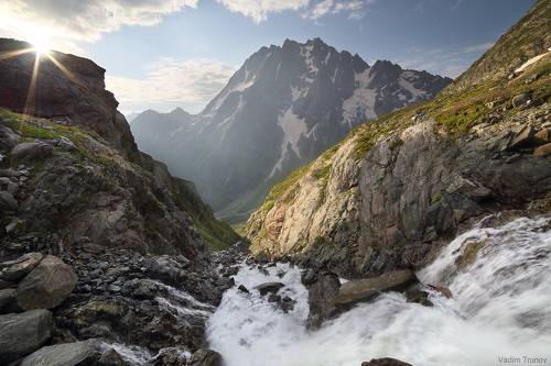 На краю водопада