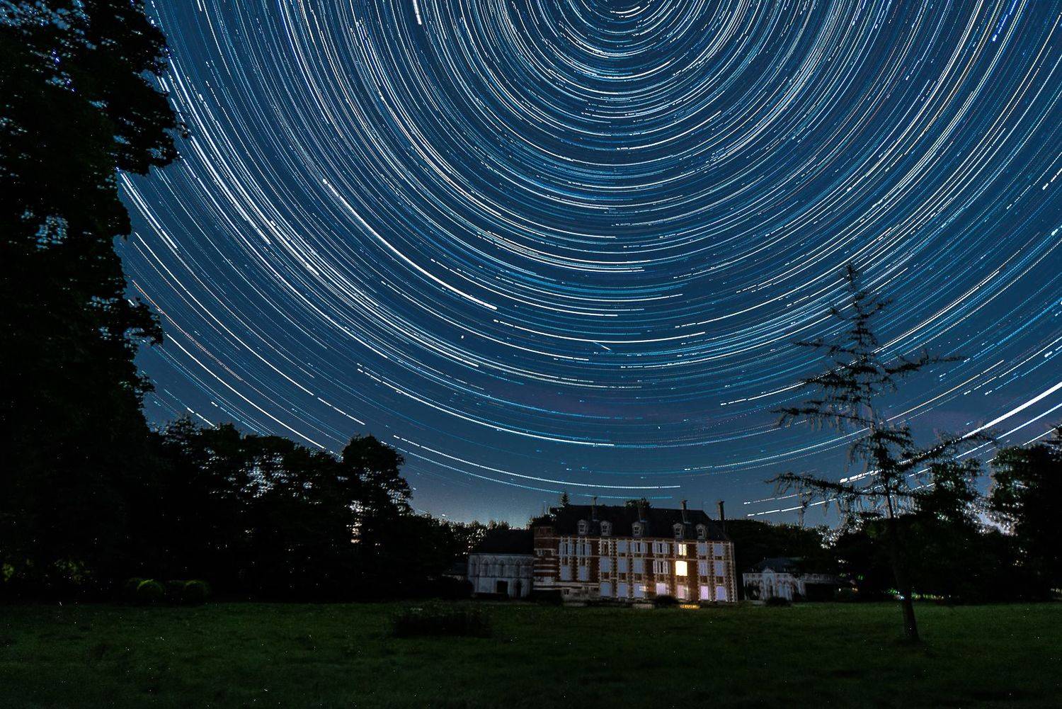 circumpolaire; night; astrophotography; stars; star trail; astronomy; sky, Sib&eacute;