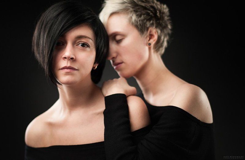 Двое фото превью