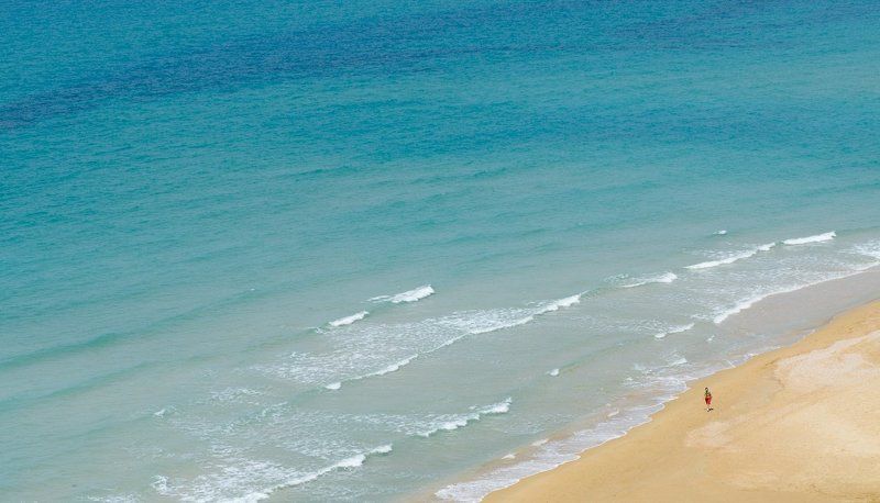 Sea line woman фото превью