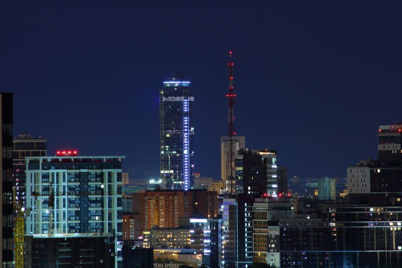 Ночной Екатеринбург фото превью