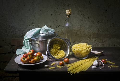 Макарономания.