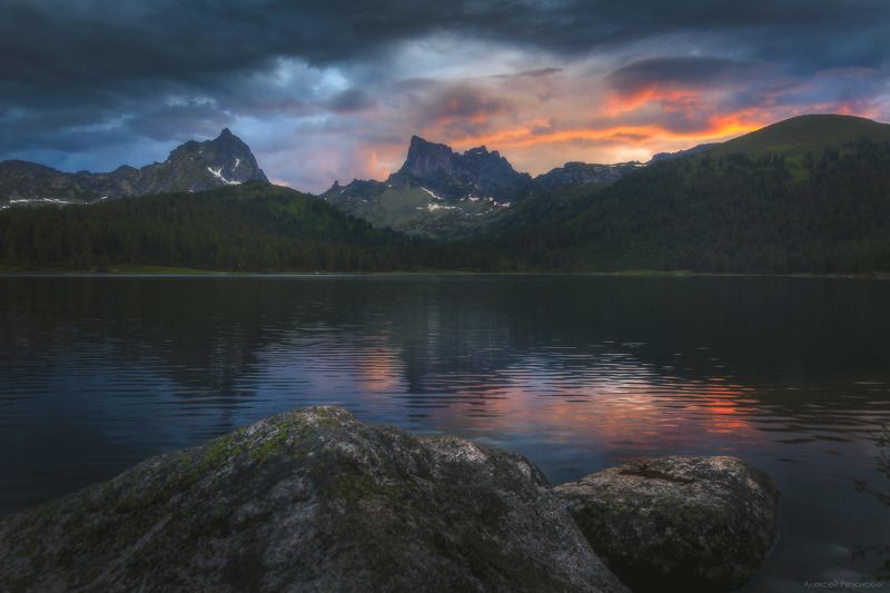 ергаки, озеро, светлое, горы, лето, рассвет,  фото превью