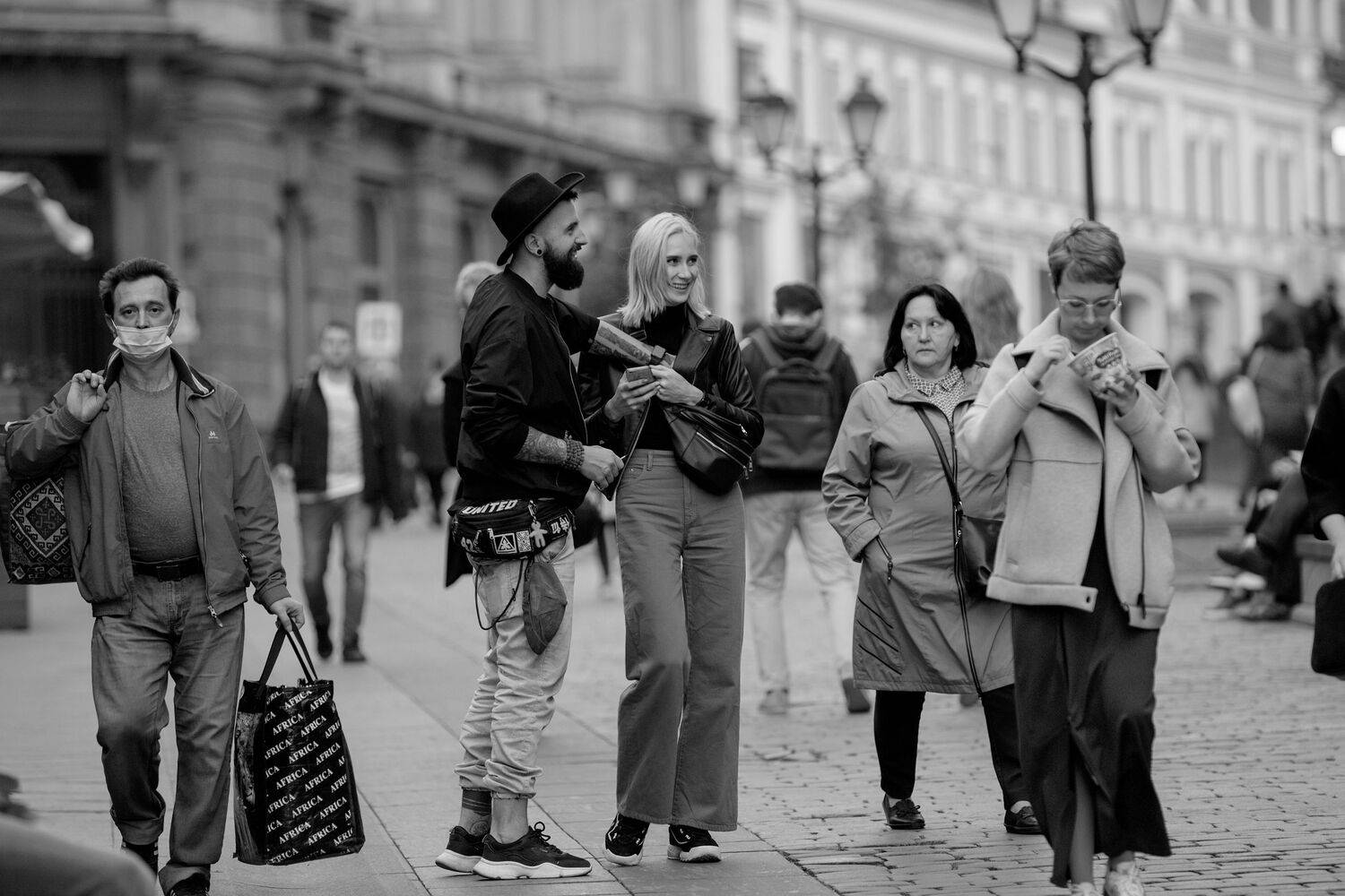 street, emotion, bw, blackwhite, blackandwhite, bnw, blackandwhitephoto, moments, mood, msk, monochrome, moscow, streetphoto, streetlife, streetmoscow, streetbw, people, photography, photo, person, documentary, reportage, moscow, blackandwhite, visual, fe, Ирина Болдина