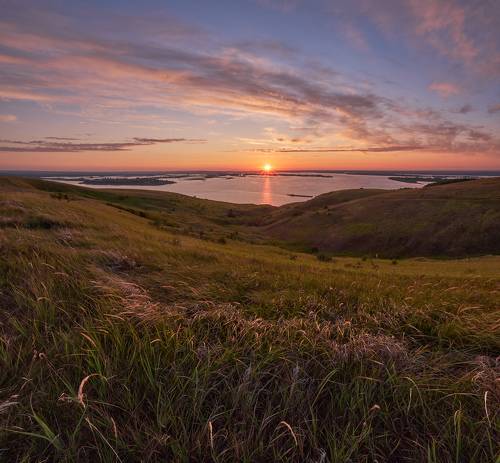 Закат на свияжских холмах
