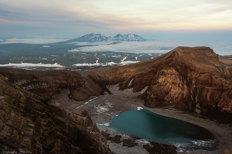 Кратер вулкана Горелый фото превью