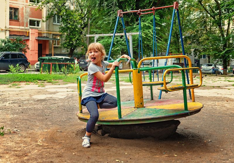 Девочка из нашего двора фото превью