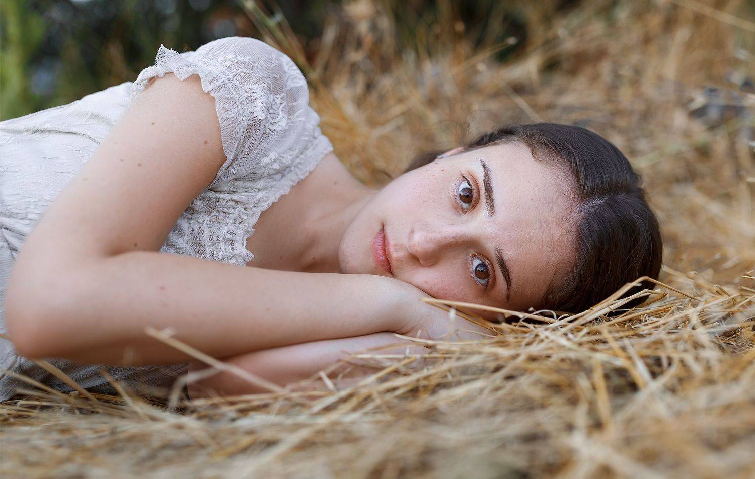 , Деян Романов