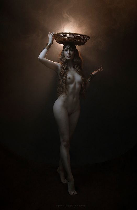 ню, nude, богиня, миф Жрица фото превью