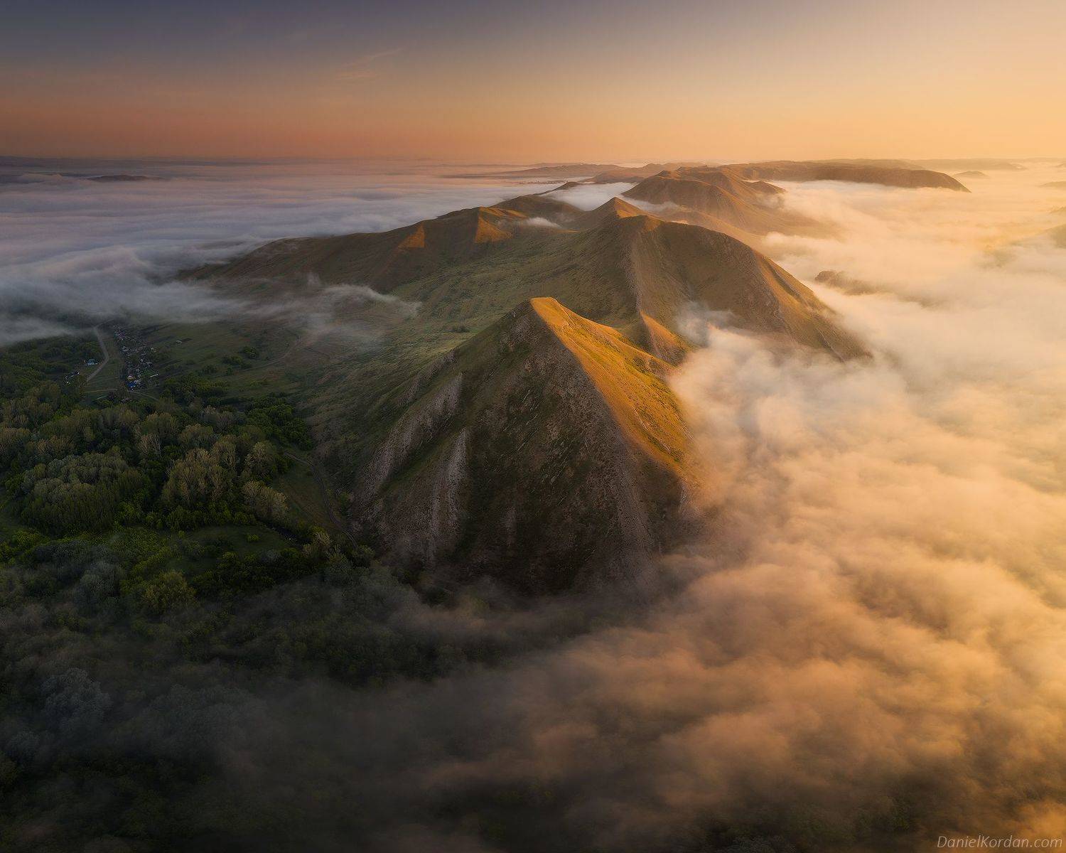 Оренбург, Карамурунтау, долгие горы, Даниил Коржонов
