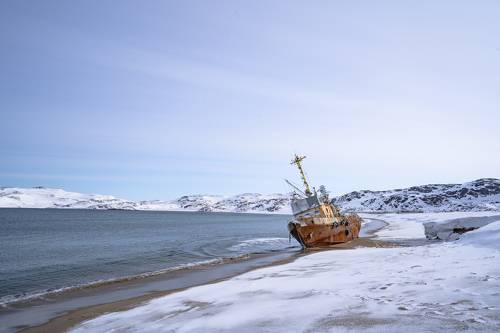 broken vessels on the coast of the Barents sea