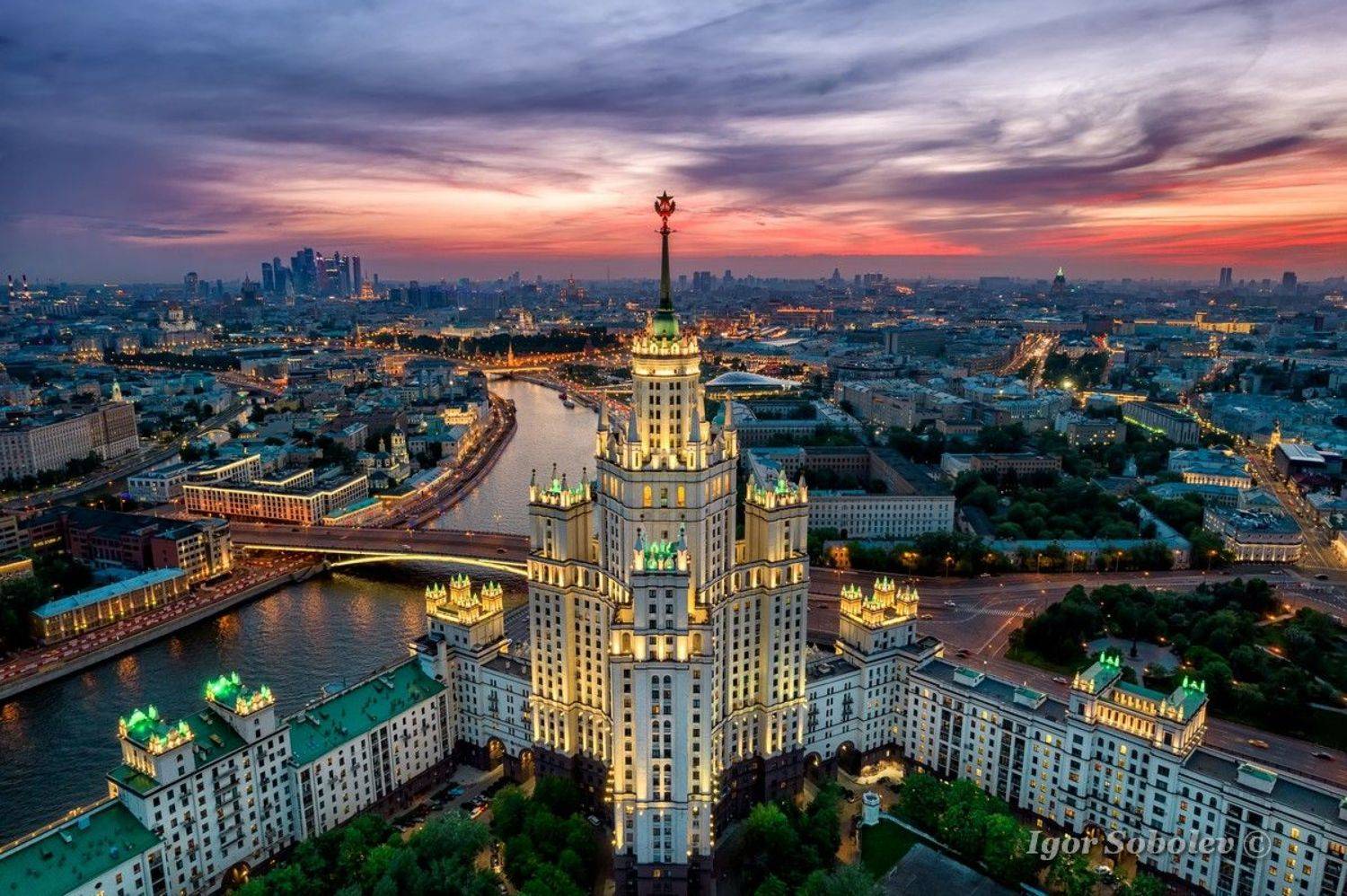 дом на котельнической набережной, москва, закат, аэросъемка, вечер, Игорь Соболев