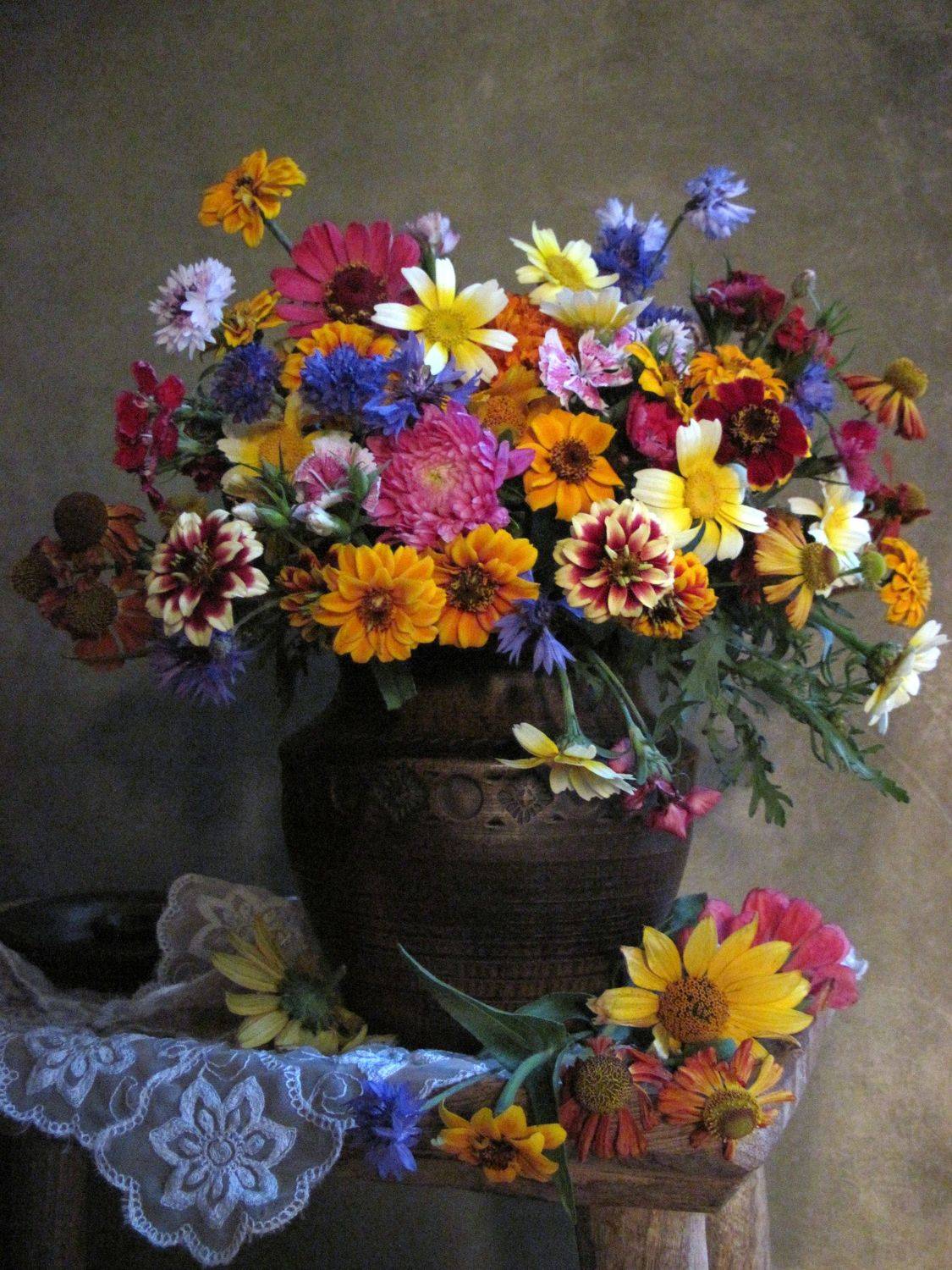 цветы, букет, астры, васильки, гвоздики. цинии. горшок, керамика, Наталия Тихомирова