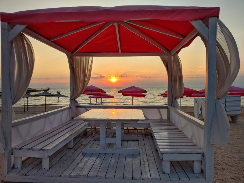 утро,азов,море,sunrise,sun,landscape,вода,лето,арабатка,восход,ракушки,контровый,свет,цвет,sea,волны,солнце,берег На парусах рассвета фото превью